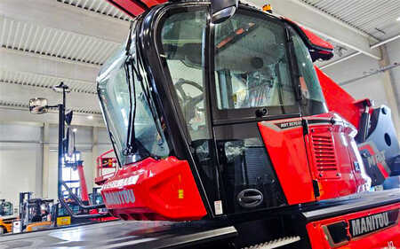 Ładowarka teleskopowa rotacyjna 2025  Manitou MRT 3570 vision ES (5)