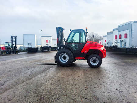 Maastotrukki 2025  Manitou M 30-4 (3)
