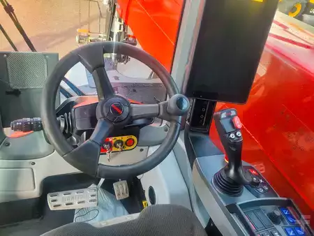 Manipulador Giratorio 2023  Manitou MRT 3570 vision (7)