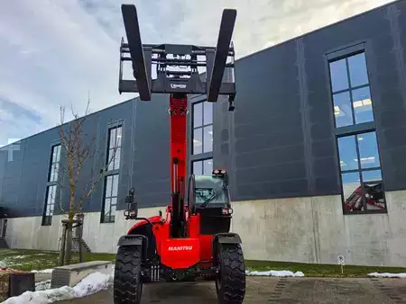 Manipulador fijo 2026  Manitou MHT 10135 (1)