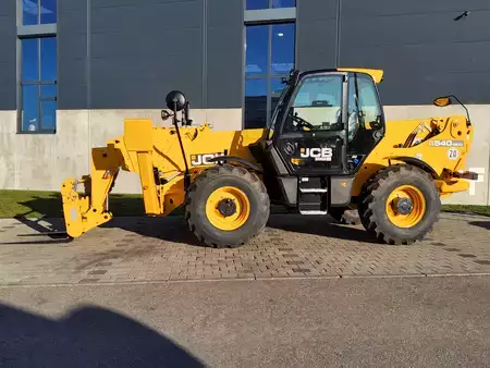 Manipulador fijo 2026  JCB 540-200 (3)