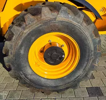 Telescopic forklift rigid 2026  JCB 540-200 (9)