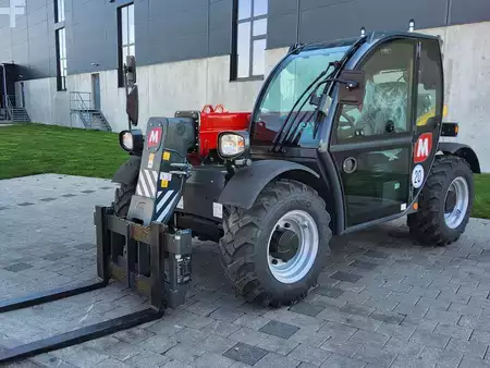 Manipulador fijo 2026  Magni TH 3.6 (1)
