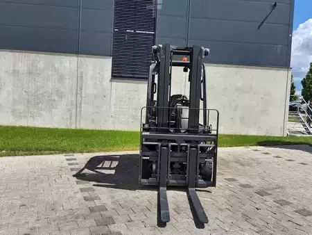 Elektro 4 Rad 2023  Linde E 30 (2)
