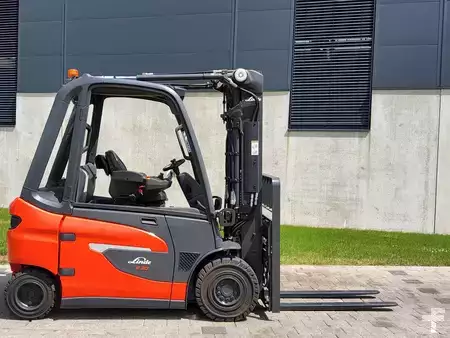 Elektro 4 Rad 2023  Linde E 30 (5)