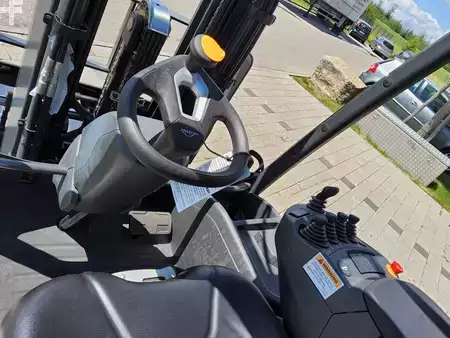 Elektro 4 Rad 2023  Linde E 30 (7)