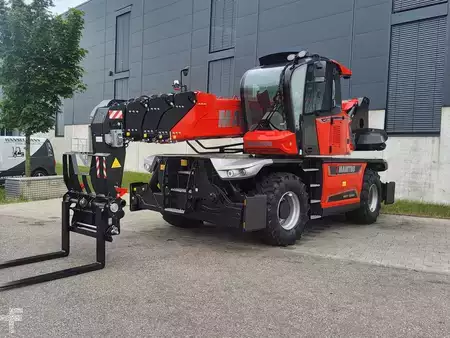 Ładowarki teleskopowe obrotowe 2026  Manitou MRT 3060 (1)