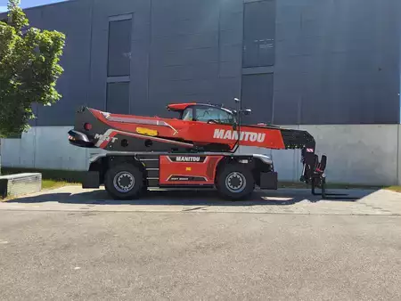 Ładowarki teleskopowe obrotowe 2026  Manitou MRT 3060 (4)