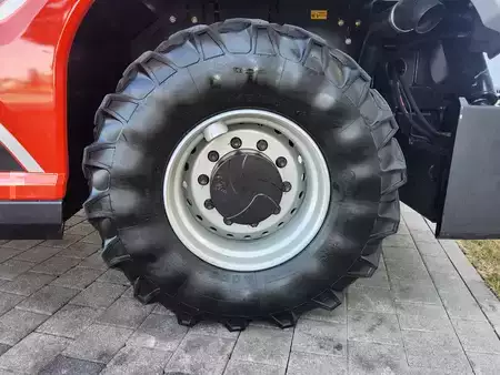 Ładowarki teleskopowe obrotowe 2026  Manitou MRT 3060 (9)