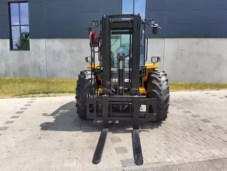 Empilhador todo-terreno 2026  JCB 940-4 SV (2)