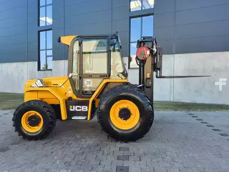 Empilhador todo-terreno 2026  JCB 940-4 SV (5)