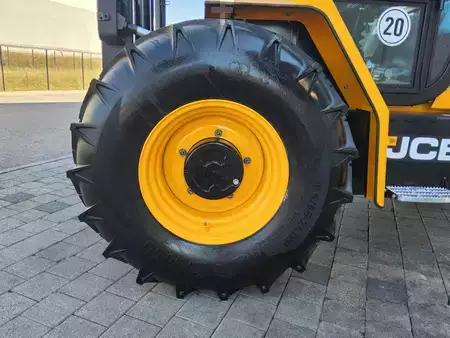 Empilhador todo-terreno 2026  JCB 940-4 SV (9)