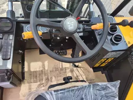 Empilhador todo-terreno 2026  JCB 940-4 SV (7)