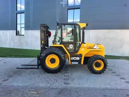 Terénní vysokozdvižný vozík 2026  JCB 940-4 SV (3)