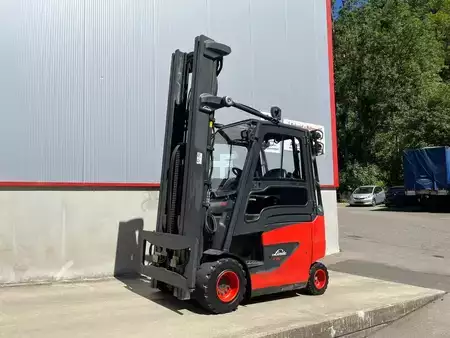 Elektro 4 Rad 2017  Linde E30H-01/600 (1)