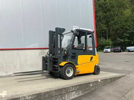Elektro 4 Rad Jungheinrich EFG 550