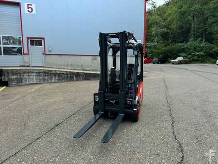 3-wiel elektrische heftrucks 2016  Linde E18-02 (2)