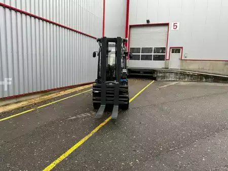 Dieselstapler 2021  Linde H35D (2)
