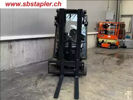 Elektro 4 Rad 2019  Linde E25L (2)