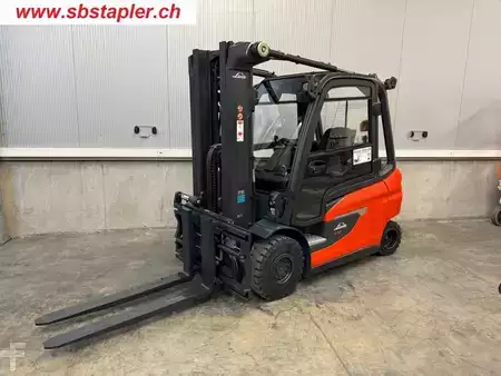 Elektro 4 Rad 2023  Linde E30L-01 (1)