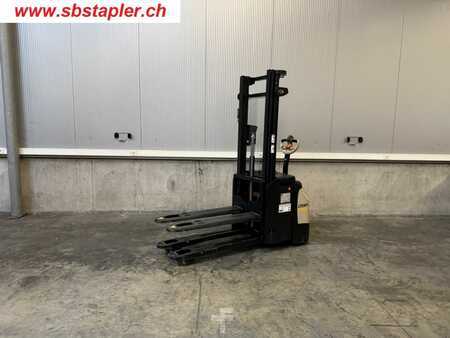 Ledstaplare gå 2024  Crown ESi 4000-1.4 TF (1)