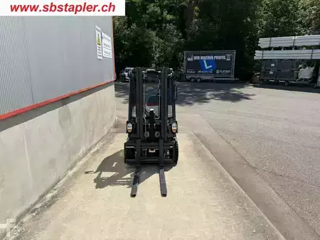 Eléctrico - 3 rodas 2018  Linde E15-02 (2)