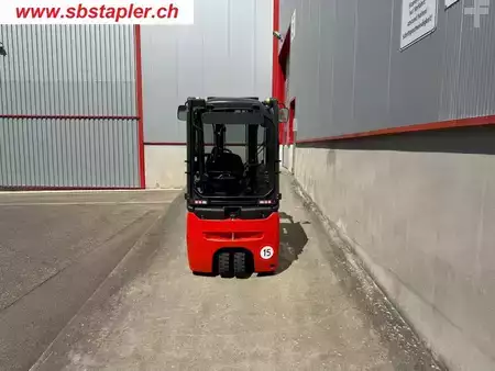 Eléctrico - 3 rodas 2018  Linde E15-02 (3)