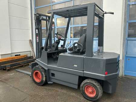 Dieselstapler 1990  Fiat DI 30 (3)