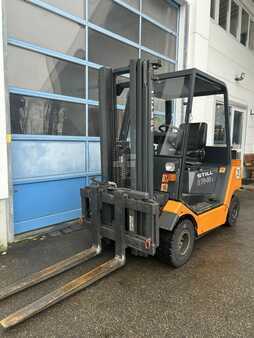 Diesel truck 2003  Still R70-30i (2)