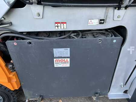 Eléctrico - 4 rodas 2007  Still RX60-45 (6)