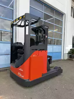 Schubmaststapler 2006  Linde R20 (6)