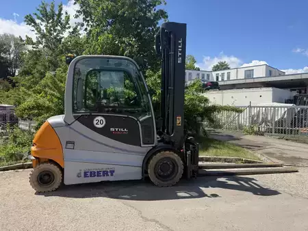 Elektro 4 Rad 2013  Still RX60-50 (1)