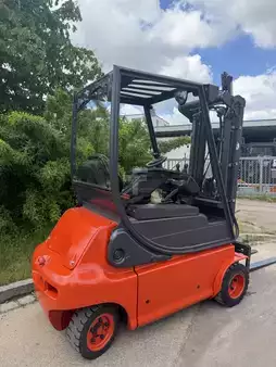 Elektro 4 Rad 1999  Linde E20P (7)
