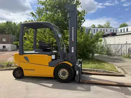 Elektro 4 Rad 2011  Jungheinrich EFG 540 (2)
