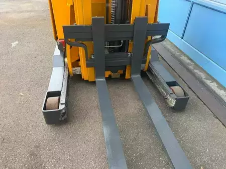 Reach Truck 2000  Jungheinrich ETV 114 (6)