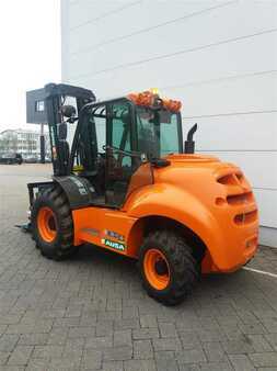 Empilhador todo-terreno 2017  Ausa C500 HX4 (2)