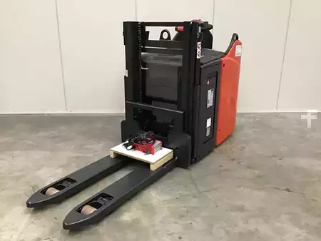 Vertikal ordreplukker 2024  Linde D12HPSP (3)