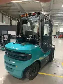 Chariots élévateurs diesel 2025  Baoli KBD35 (2)