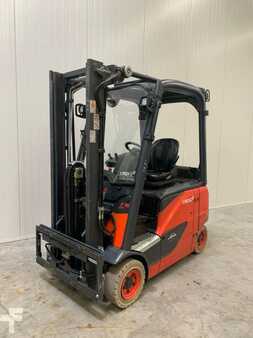 Elektromos 4 kerekű 2019  Linde E16PH (1)