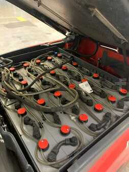 Elektromos 4 kerekű 2019  Linde E16PH (4)