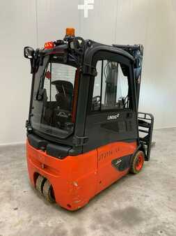 Elektryczne 3-kołowe 2020  Linde E16 (2)