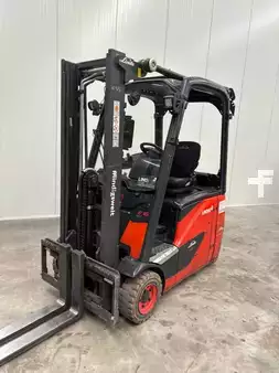 Elektrisk- 3 hjul 2019  Linde E16H (1)