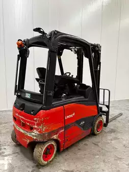 Carrelli elettrici 4 ruote 2021  Linde E16PH (2)