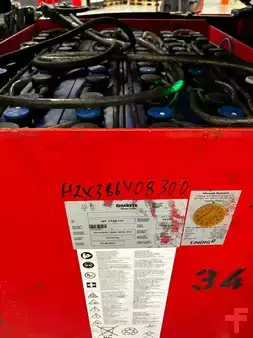 Carrelli elettrici 4 ruote 2021  Linde E16PH (4)