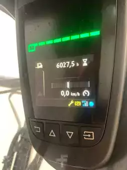 Chariots électriques à 3 roues 2021  Linde E16H (3)