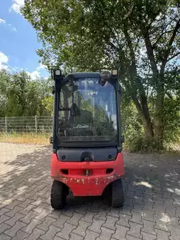 Sähkö - 4 pyör 2016  Linde E16P-02 (4)