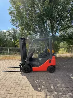 Nestekaasutrukki 2018  Toyota 02-8FGF15 (1)