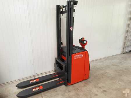 Stacker pedestre 2019  Linde L20 (1)