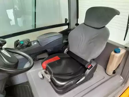 Eléctrico - 4 rodas 2017  Jungheinrich EFG430 (3)