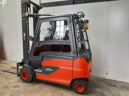 Elektro 4 Rad 2018  Linde E35HL-01 (2)